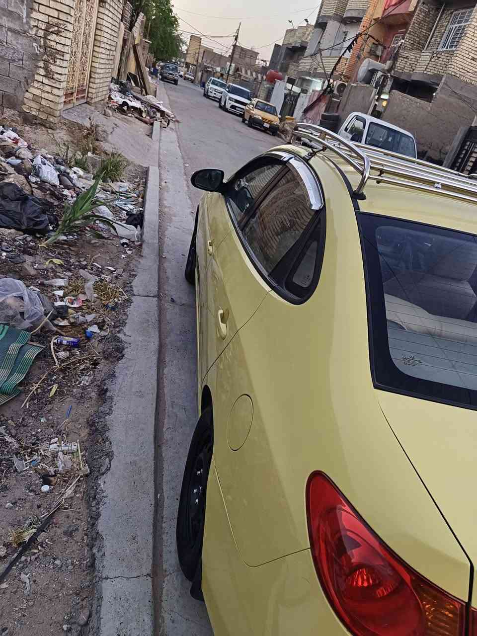 السلام عليكم الانترة 2011  للبيع خليجي محرك 1600  حدادية جديدة تبريد ثلج السعر 110 الرقم ***********
