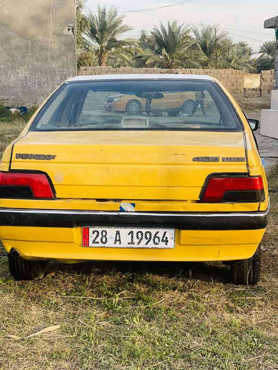 بيجو 405 موديل 2012
محرك فرنسي 
صدرها نص عمر 
رقم انكليزي 
عليها هيئه 80
غرامه ورقتين ونص ينزلن من سعرها 
السعر 27وبيها مجال او مراوس حسب القناعه 
مكاني بابل المحاويل 
للاستفسار اكثر الاتصال على الرقم 
***********
