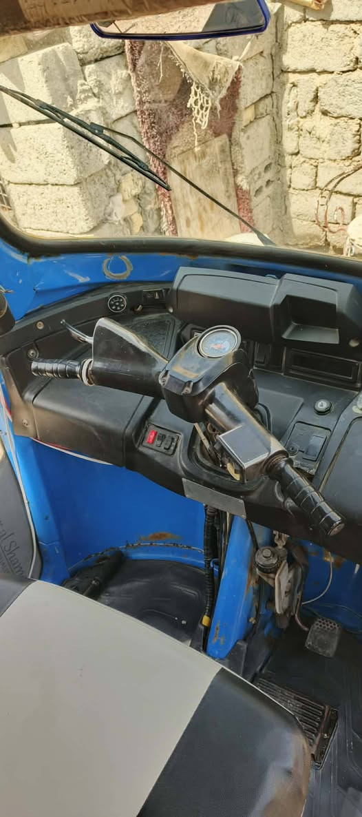 تكتك موديلTVS 20 بربع ملايين وبيه مجال الشراي يتصل***********
