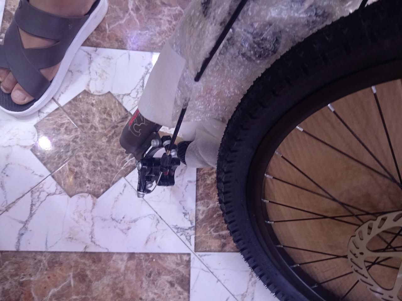 السلام عليكم
بايسكل حجم ١٦ بعده ممشدود للبيع


**إذا كنت صاحب هذا الإعلان وتريد حذفه لأي سبب، رجاءا أرسل رسالة إلى الدعم الفني**