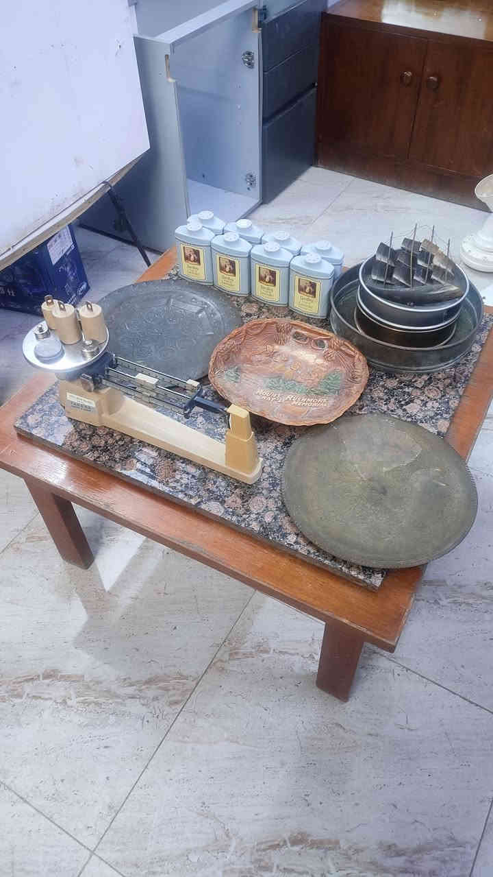 للبيع انتيكات وتحفات      عنواني ابو غريب قرب جسر قريه الذهب منطقه المنسيه    *********** 
***********       👉  عال  واتساب
