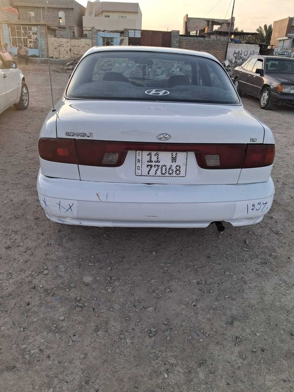 سلام عليكم يا الله.  سوناتا 2.
موديل 1994..  السنويه لل 31. الهزه جديده شرط التحويل.  
 سياره جاهزه ع اخير تبريد تدفئه كله شغال. 
مكينه فول جديده.  كير اوتماتيك شرط النمره البالك 
صدر امامي خلفي كله جديد.   نعومه فول.  سياره مال جناي او اخذتهة منه الشرعي يعني مو من واحد الواحد..  
 منضومه بانزين كله جديد بلك واير بلك كله جديد.  
 كهربايات كله شغال.  لايت عالي ناصي العالي زنون.  كلوب داخل كيجات كلهة شغاله سياره حلوه او متعوب عليهة   
مصبوغه صبغ جماليه بيهة طخه. اشبر.  ما اعتبر بيهة طخه اصلن لنو تسعيانات  مصبوغه جماليه فقط  بدون اي  تبديل. كلهة ليبل واحد 
رجائن المو شراي لا يكسر بحلال الناس حلالي عزيز مثل ما انته عزيز والسوك كلشي بي.  معجبك اعبر المنشور.  فضلا واليس امرا.    مو شراي لا تعلق ولا تنطي سعر بكيفك.  السعر 48 بيهة مجال بسيط حك جيتك فقط. اتصل واتساب او خط.  ممتواجد ع فيس عزيزي شراي تريد تستفسر اتصل.  ***********.تحياتي الكم.  ❤👉👉
