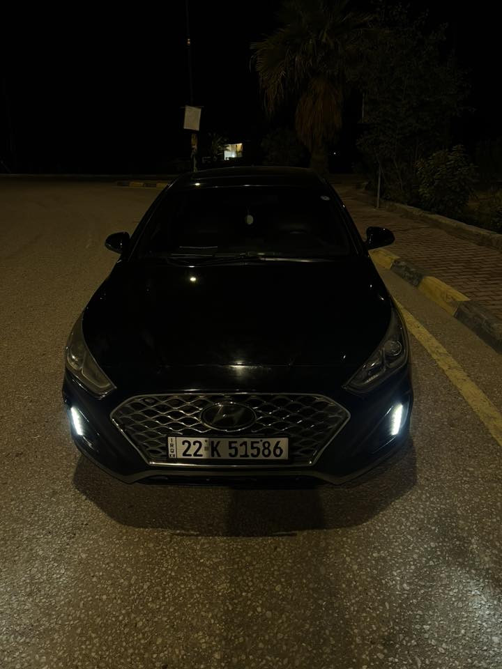 بسم الله الرحمن الرحيم.                        سوناتا 2018 رقم اربيل بأسمي
 گير ومحرك ما مفتوح 
السياره سبورت 6نمر فئة sport
بصمه فتحه تدفئه كشنات اماميه 
كشنات جلد داخل اسود بلكامل 
ستيرن رياضي حرف D دبل كزوز 
وارد تايلندي داخله گلين وسوناره مرفق بلصور مكان السياره بابل الحله 
السعر 155 
***********
