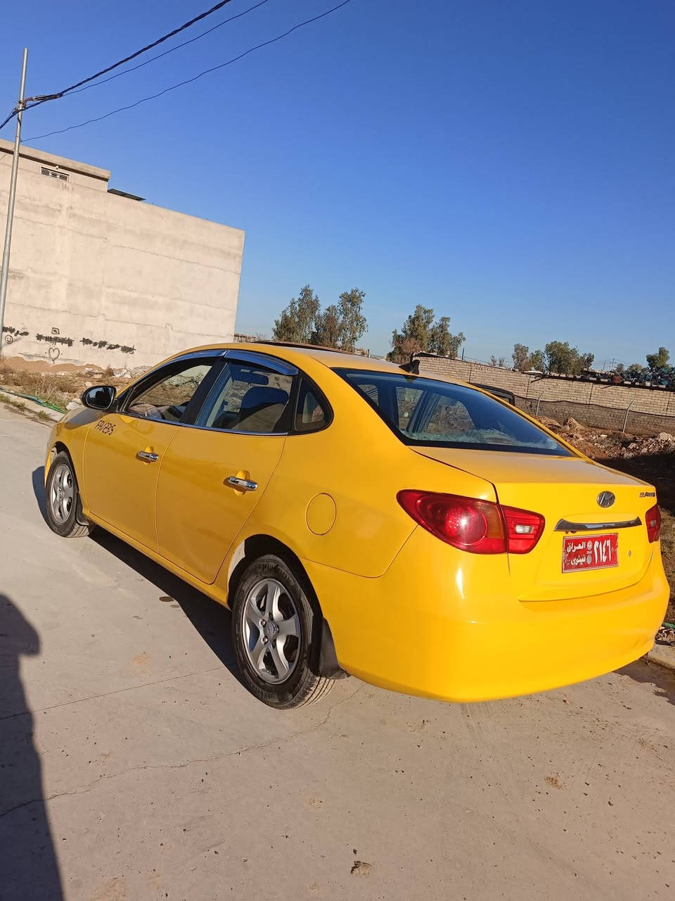 الانتره2011
محرك نضيف كير شرط طخم جديد

الرقم مالها يوم الأربعاء نستلم انكليزي

بيها ابشاصي الوره طخه خفيفه شبرين

مكان موصل حي الكندي
السعر118وبيها مجال
***********
