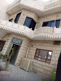 ثلاث دور • طابو • ٢٠٠م
