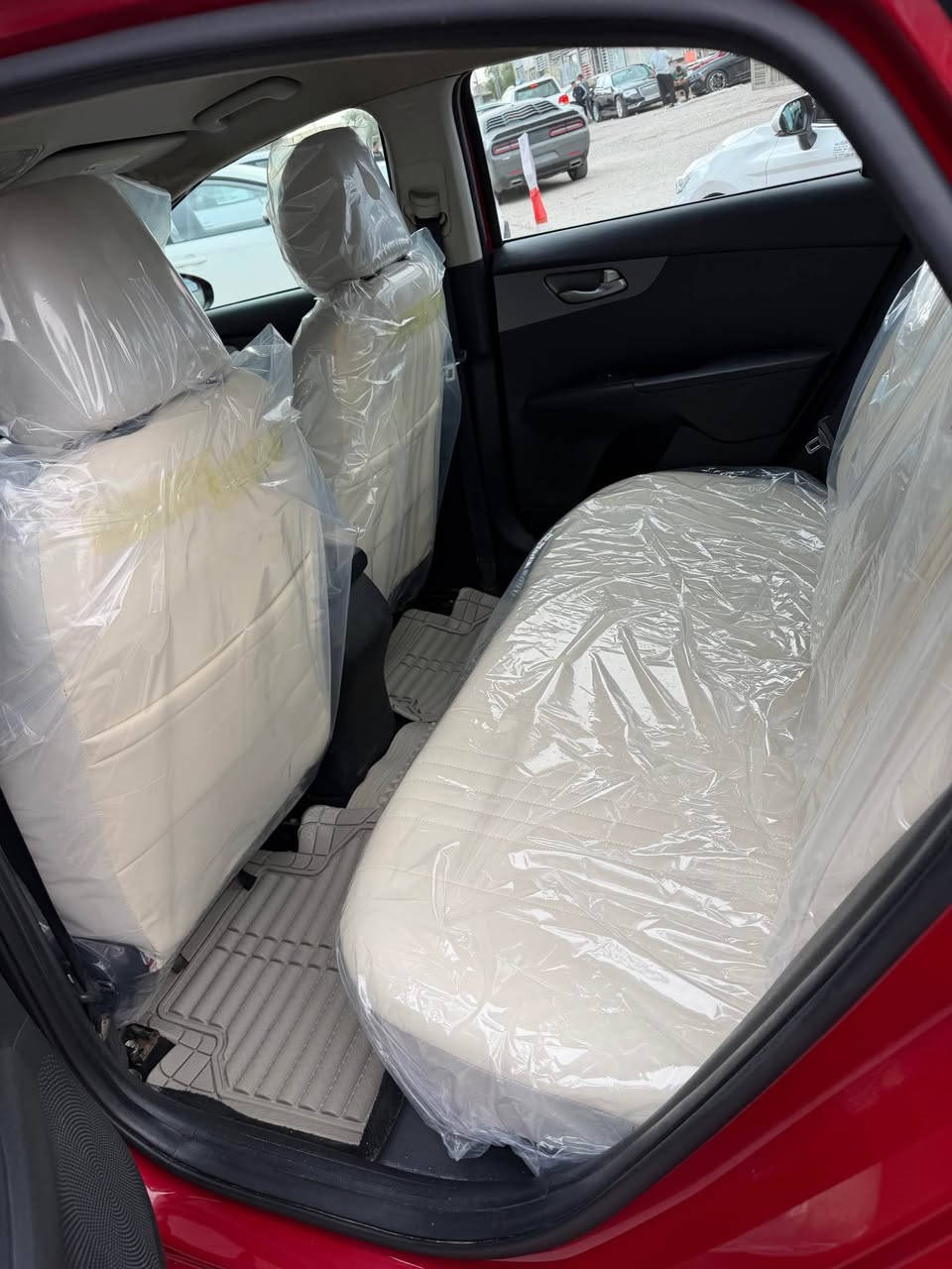 كيا فورتي 2020
وارد امريكي
بيها طخطخات
مصبوغ جمالية
كفالة شواصي والغود
وكير ومحرك
داخل جلد
ويل اسود السيارة جاهزة
السعر 109
الاتصال *********** بغداد, العراق
