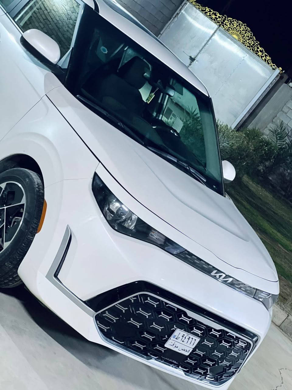 السلام عليكم كيا صول 2023 محرك 2000 دوش حادث جاملغ أمامي أيسر بدون داخل فول مواصفات فتحه بصمه كشنات تدفئه ***********
