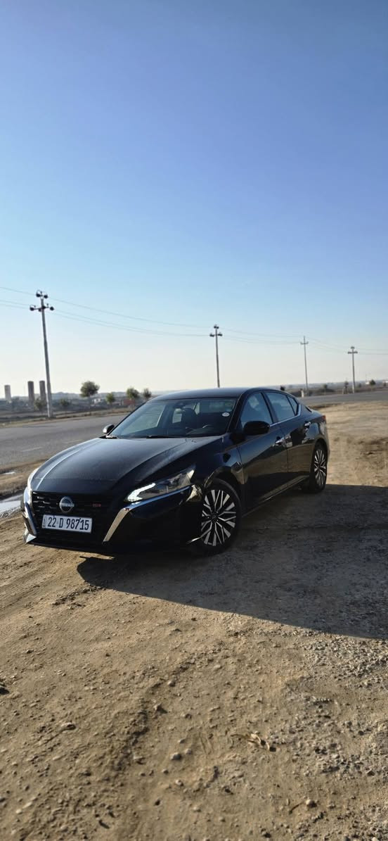 نیسان ئالتیما ٢٠٢٣ SV
٣ پارچە سبوخ
٨٨km رۆشتوە 
گیرو مەکینە بەشەرت
مالێدۆستە بەناوی خۆمە 
٨٤٠هەزار خەرامەی لەسەرە 
سحر ١٥٥ محامەلە.
***********
