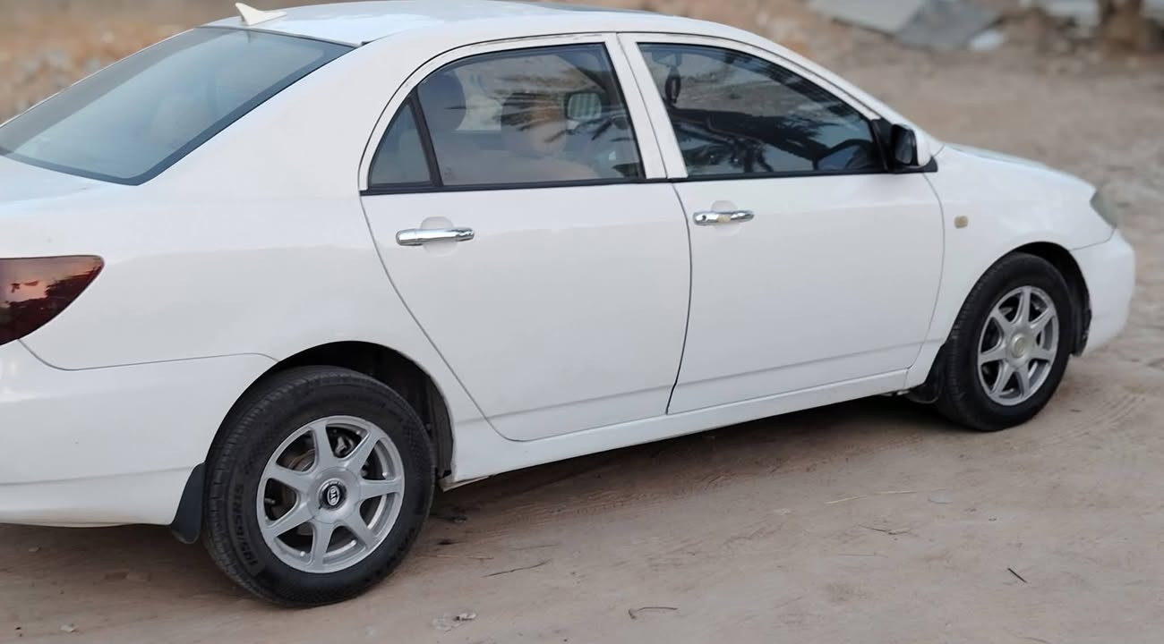 بي واي دي للبيع او المراوس موديل 2011 رقم نجف انكليزي باسمي سنوية جديدة كير ومحرك وتبريد جيد جدا  مشط ستيرن جديد تخم تاير جديد باتري جديد سيارة جاهزة السعر 50 وبيه مجال مكاني نجف 
الاتصال ***********
