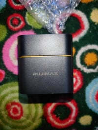 بطاريات ليثيوم • ٨ قطع • شاحن مرفق