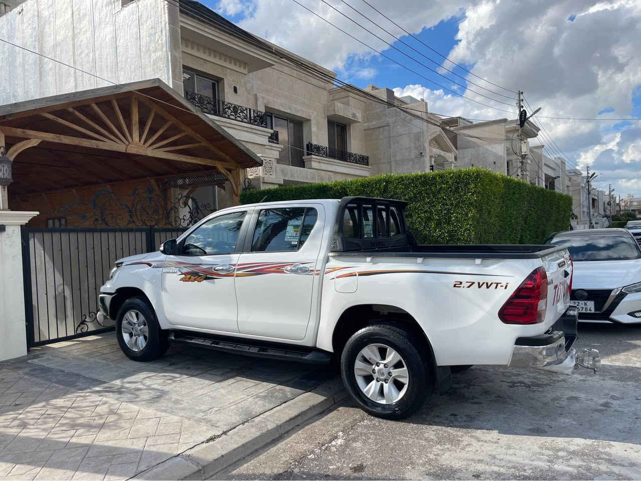 تويوتا هايلوكس  موديل 2016 سيارة كفاله عام ماشيه 180 سيارة بسمي كير عادي رقم أربيل  رقم و سنوية جديد سعرها  242 و بيها مجال  رقم الهاتف *********** أربيل, العراق
