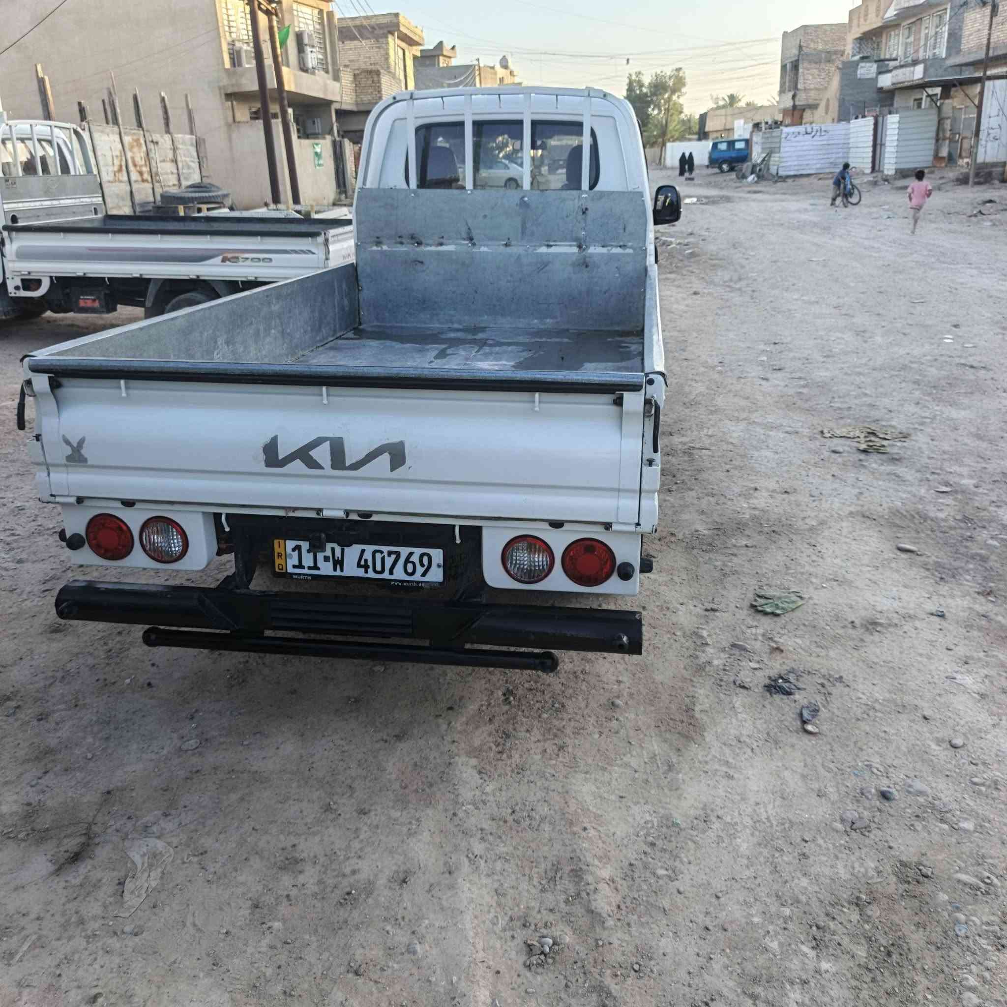 سلام عليكم سياره موديل 2023 سونار موجود فقط مكان بغداد قرب دوار تاجيات سعر 142وبيها مجال رقم هاتف ***********

