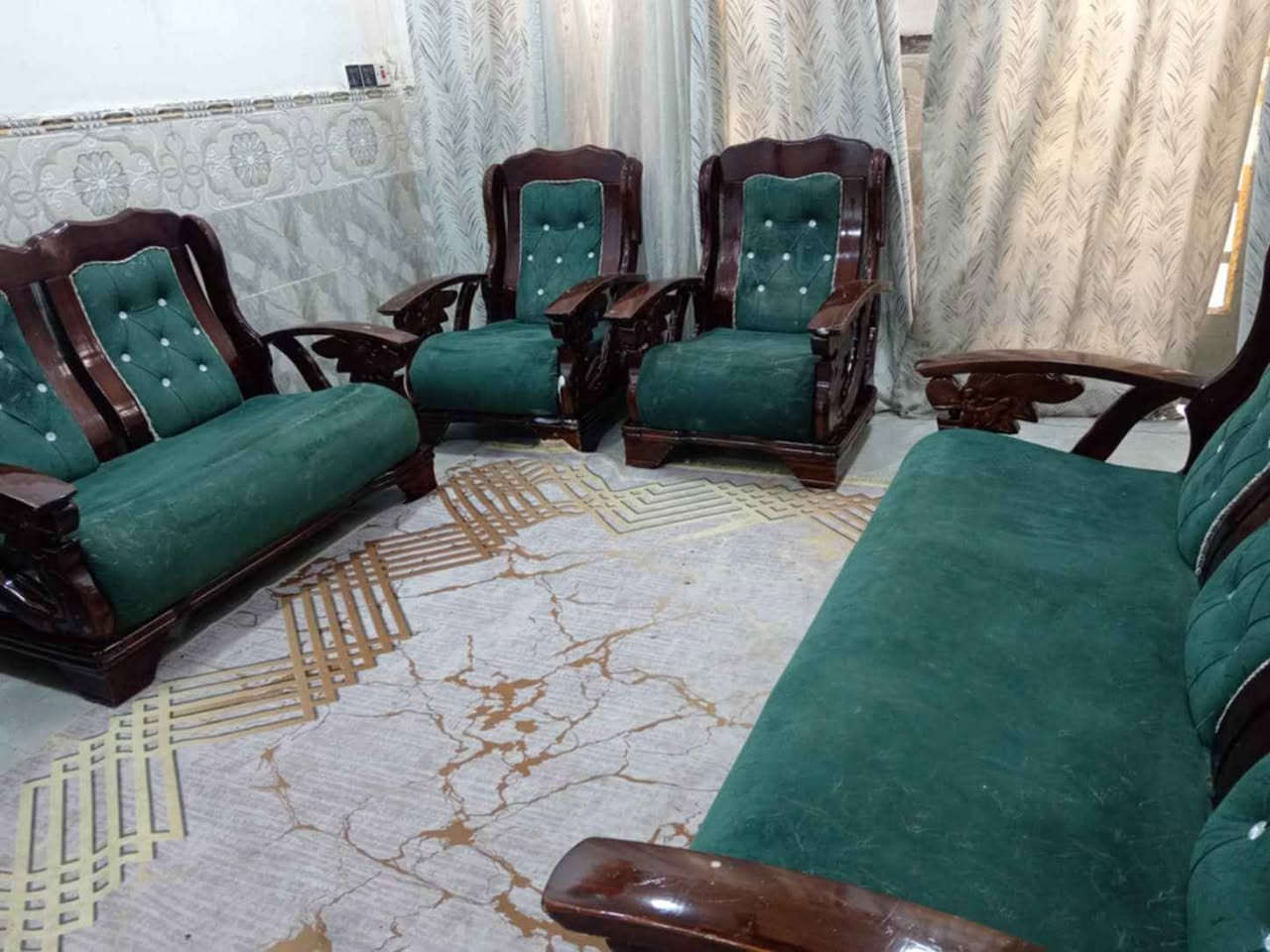 تخم زان نضيف كولش المكان كربلاء حي القدس وبسعر مناسب 🍯♥️ كربلاء, العراق


**إذا كنت صاحب هذا الإعلان وتريد حذفه لأي سبب، رجاءا أرسل رسالة إلى الدعم الفني**