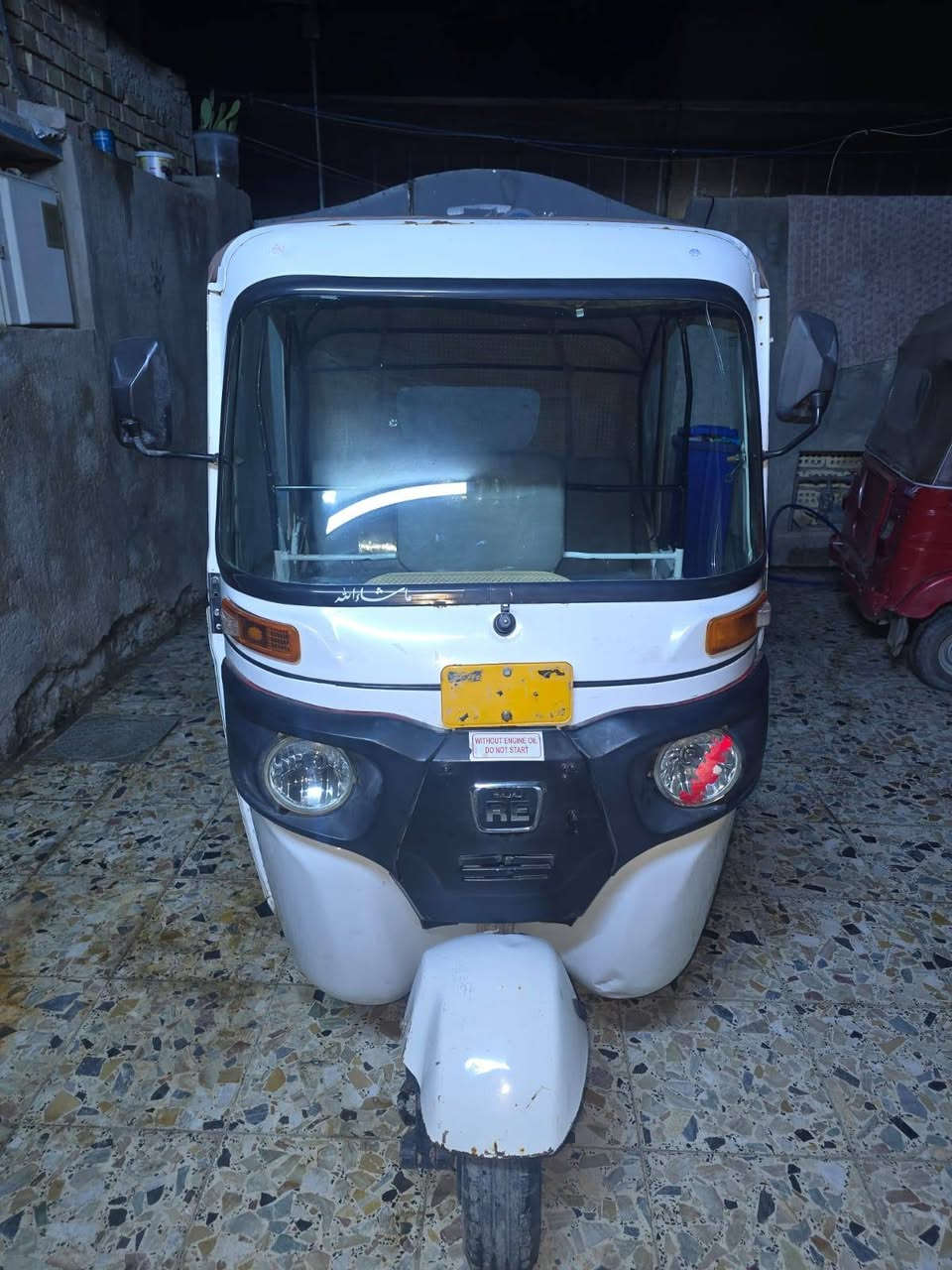 السلام عليكم تكتك موديل 22 مرقمه للبيع كفاله عده رصعتين بالغد السعر 7500 الشراي يتصل مكاني بغداد الشعله
***********
***********
