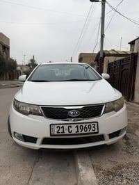 سيراتو 2012  خليجي للبيع صبغ على كد شبر باب السايق فقط  محرك 1600 دوش ...