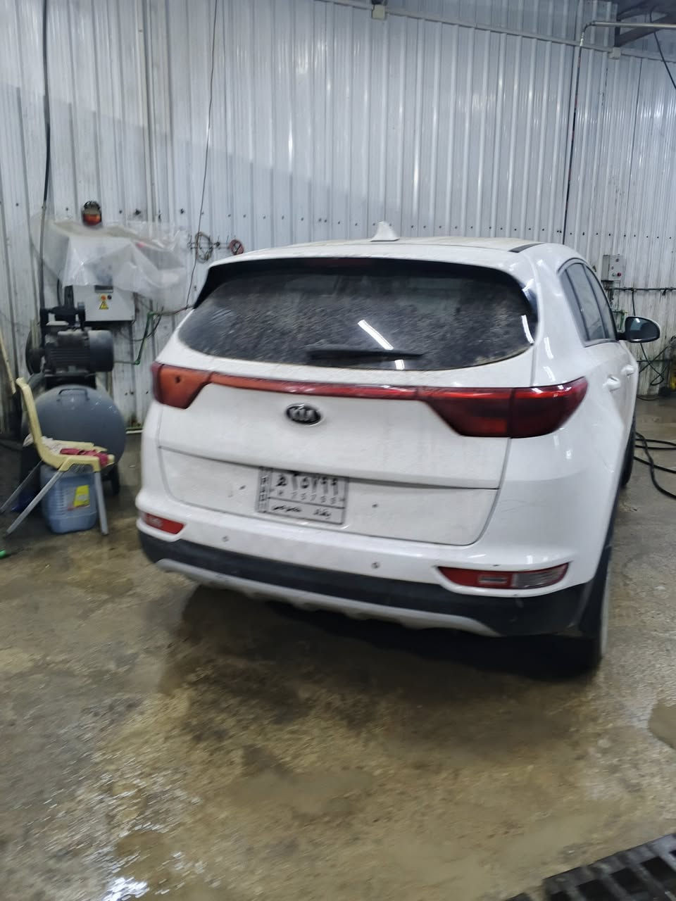 سبورتنج امريكي ابيض 
موديل 2017
بيها سونار 
السعر 145وبي مجال 
العنوان الدورة شارع 60 
***********
