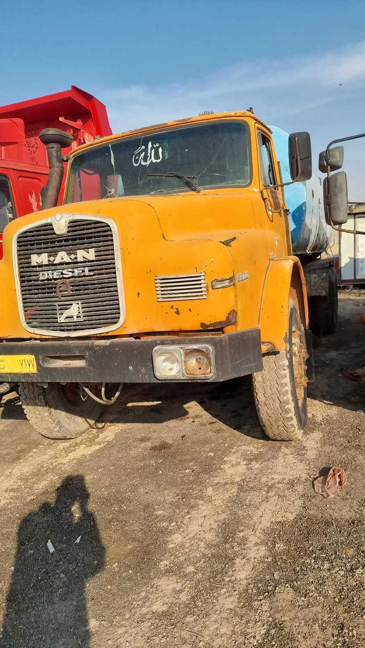 للبيع تنكر سكس
السعر 8 مليون 
***********
***********
