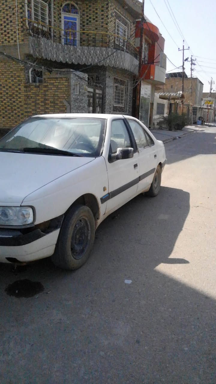 السلام عليكم بيجو 405
موديل9السنويه 28
السيارة طافيه 
السعر20بي مجال 
***********
