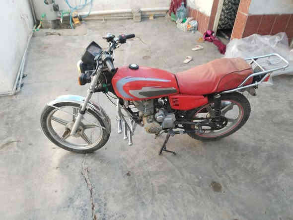 السلام عليكم اخوان عندي دراجه للبيع الراتب به نواقص بسيطه المكان ديالى شهربان السعر   السعر 275 وبي مجال بسيط ***********
