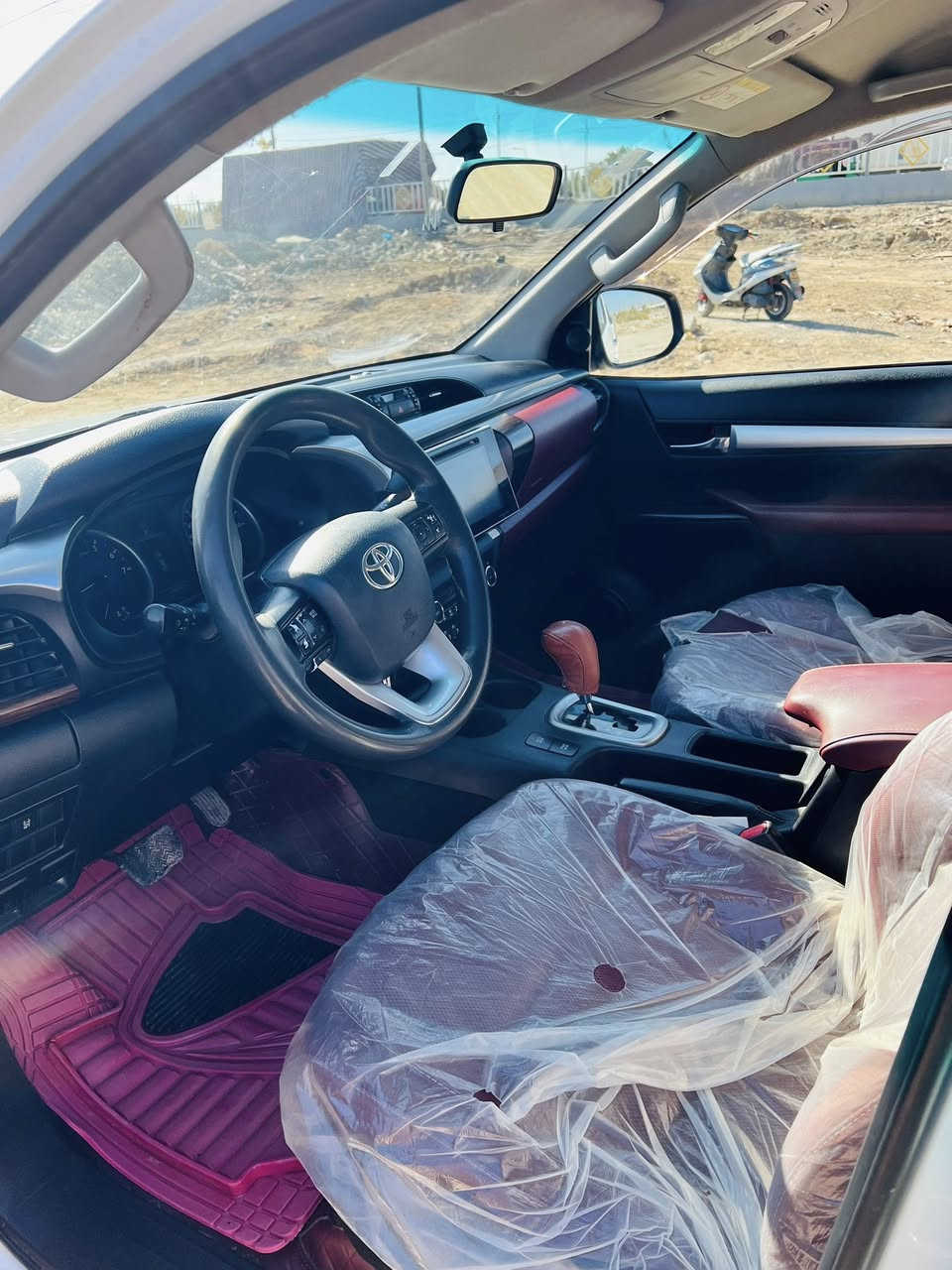 السلام عليكم بيكم فورويل 2019 وتماتيك ساز سياره مكفوله من صبغ وتبديل سياره بيها بارد كد شبر بل جاملق المامي رقم بغداد بسمي السعر 270 وبيها مجال قليل الستفسار ***********
