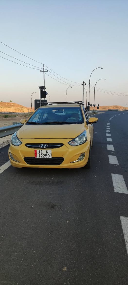 اكسنت ٢٠١٤ خليجي
محرك ١٦٠٠ دوش كير ATF تبريد شغال هيئه وغرامات صفر هزه جديده 
بيها طخه بجاملغ الكدام واصله للقاعده مال فيوزات بدون شاصي بدون ايربك
سعرها ٧٦ مكاني موصل حي الفلاح
***********
***********
