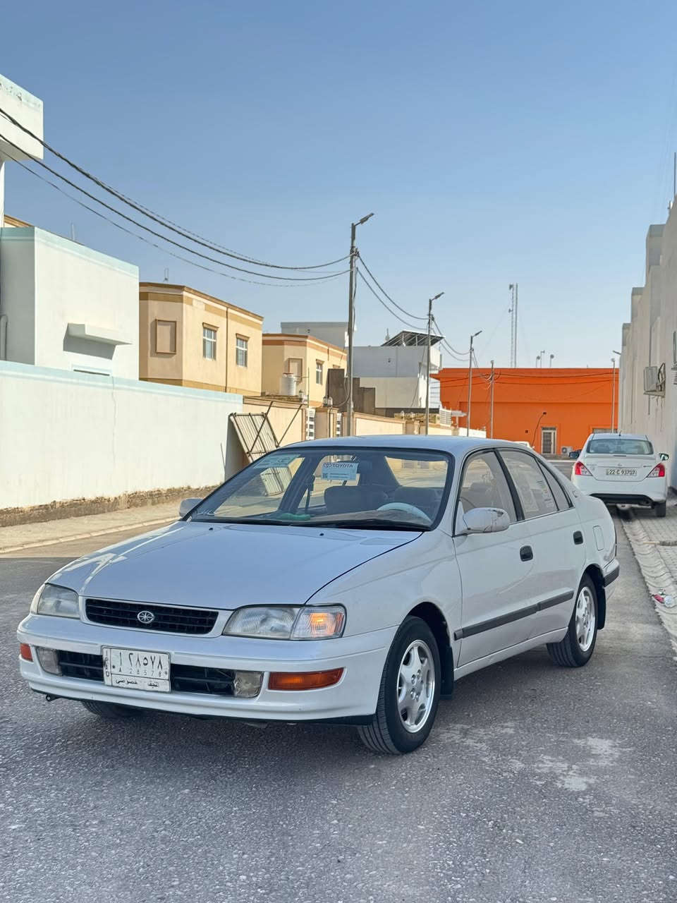 كرونه للبيع موديل 1998 مكفوله من الضربه والكص والنقل الجثه والصبغ بيه مكانات مكينه وكير جدد عالفحص حداديه جديده تخم تاير جديد تبريد شغال منضومه جديده ثلج كهربائيات كله شغاله رقم نجف سنويه مجدده لنهايه 2027 شرط المداور السياره جديده شرط احله من الصور 
المكان نجف 
السعر 57 وبيه مجال 
للاتصال ***********
او ***********
غير متواجد عالخاص
