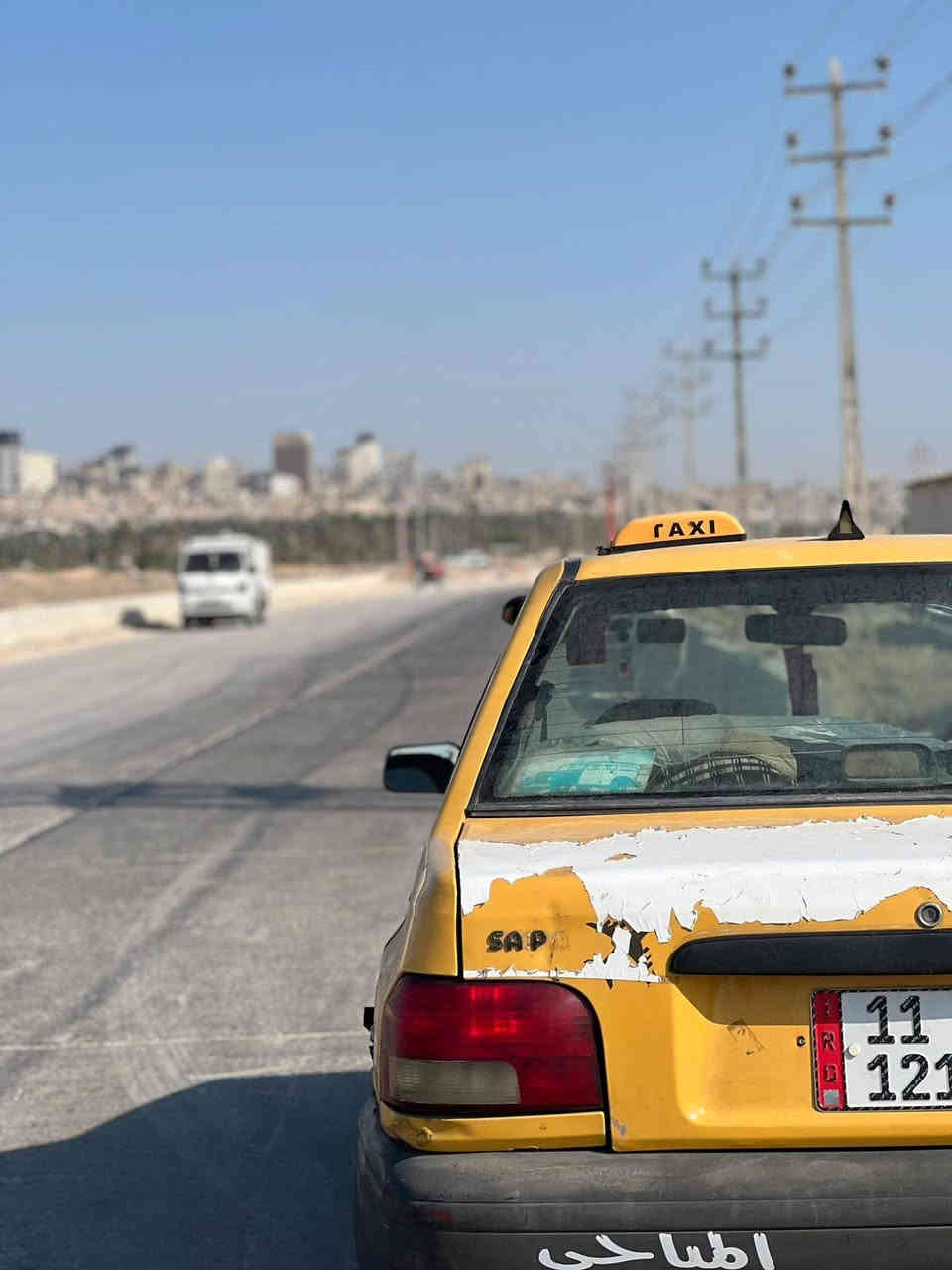 سلام عليكم سياره موديل ١٢ سيارة بسمي مصفره كلشي مكينه جديد كير تبريدها شغال مختصر سابيه خير من الله بسمي عارضهه ب٢٢ وبيهه مجال *********** مكاني بغداد البياع
