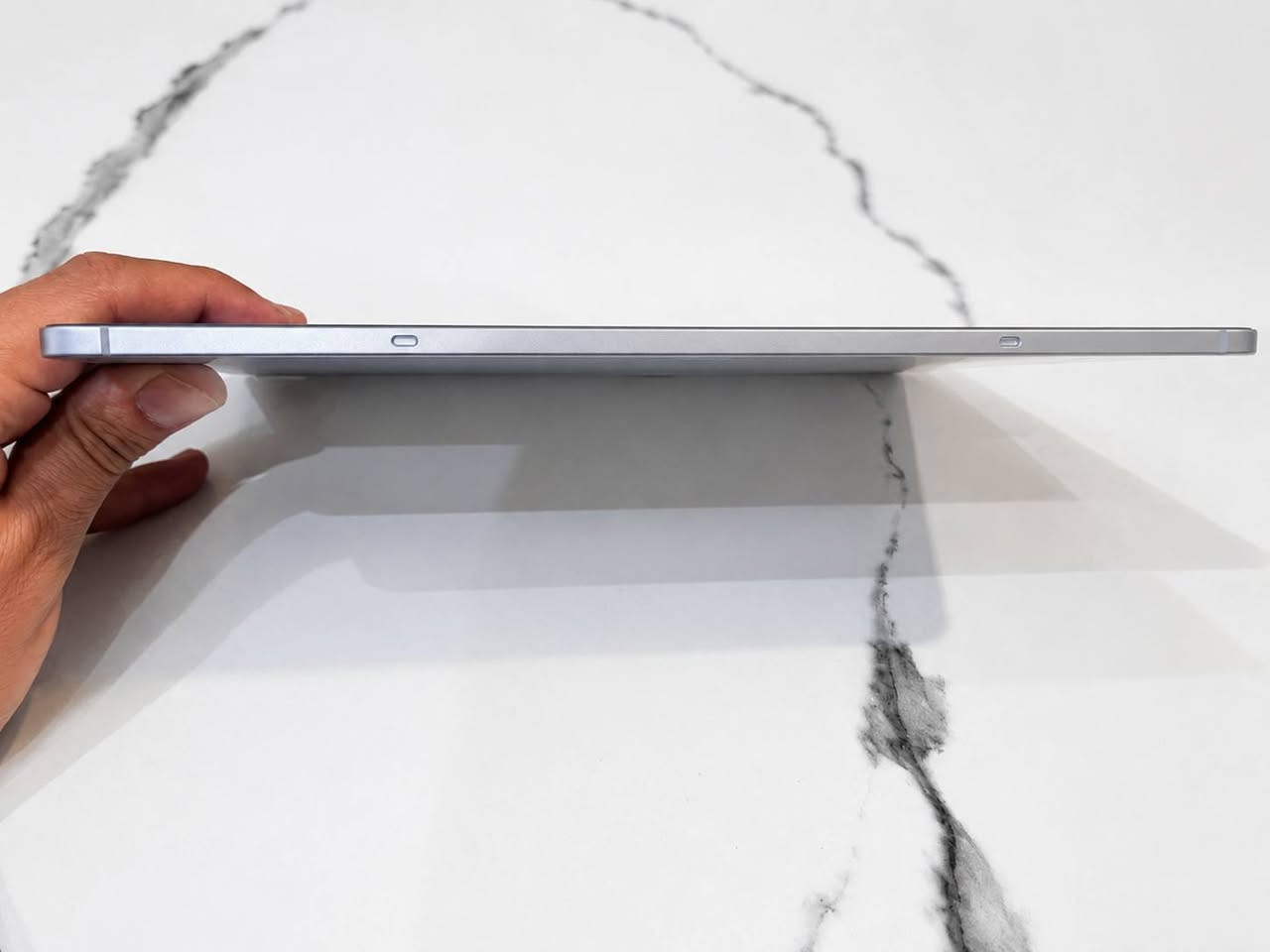 السلام عليكم
Galaxy tab s11
ذاكرة ٢٥٦ مع امكانية اضافة ذاكرة خارجية
نظافة ١٠٠% بدون اي ملاحظات
الملحقات كاملة
مع لاصق شاشة ودرع كاميرا وكفرات عدد ٢
السعر ٨٠٠ 
***********
