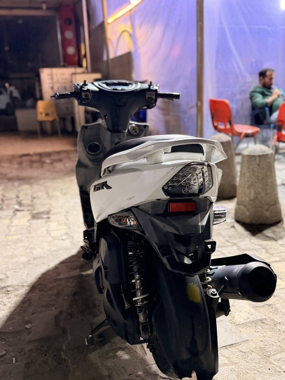 السلام وعليكم  للبيع جيتي ار نازله رمبه صار يومين سعرها  مليون وميه وبي مجال قليل مكان الدراجه زعفرانيه للانتصال ***********
