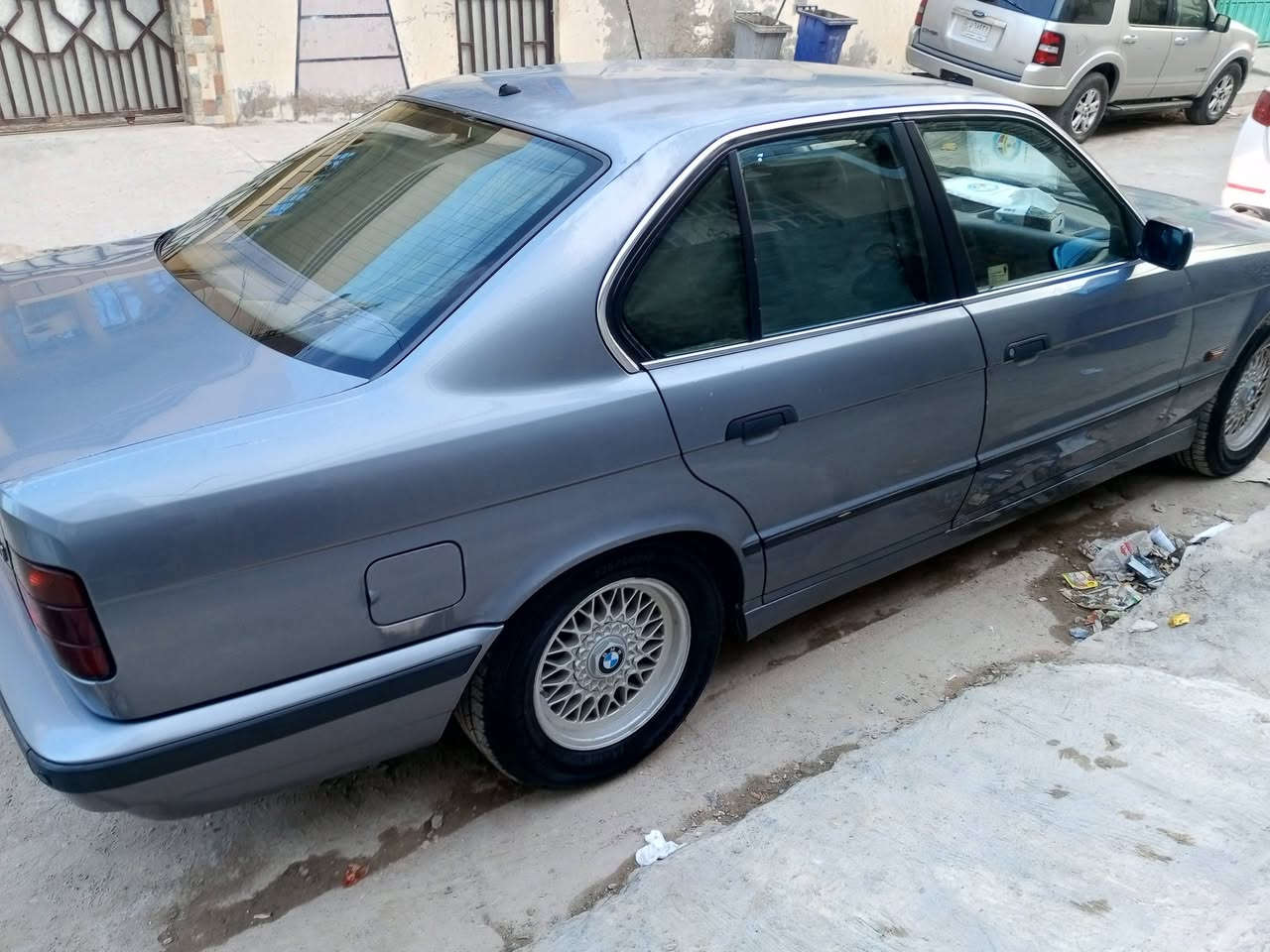 سياره بيئم 
مديل1993
السياره بلاديه
السعر:95وبيه مجال
للستفسار:***********
