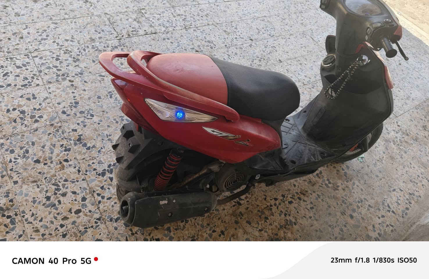 سلام عليكم للبيع دراجه ماكس ثعلب مكينه برغي ما مفتوح بيهه كهربايات كلهه شقاله ترايهه حلو سعر ٤٥٠مكان بغداد المعامل عل سياحي ***********
