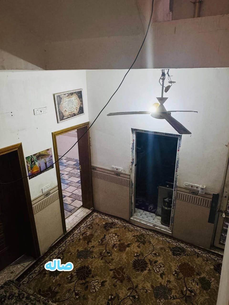 بيت في شارع احمد الوائلي مقابل كباب حبيب 

المساحة /  100م     

السعر  / 230 مليون  ( بي مجال ) 

الطابق الاول 
غرفه 
استقبال 
مطبخ 
حمام 
صاله 

الطابق الثاني 
غرفتين نوم كبيره 
 حمام صاله 
 
للاتصال والاستفسار 

***********
 ***********

نستقبل كافه العروض
أبرز المعجبين
