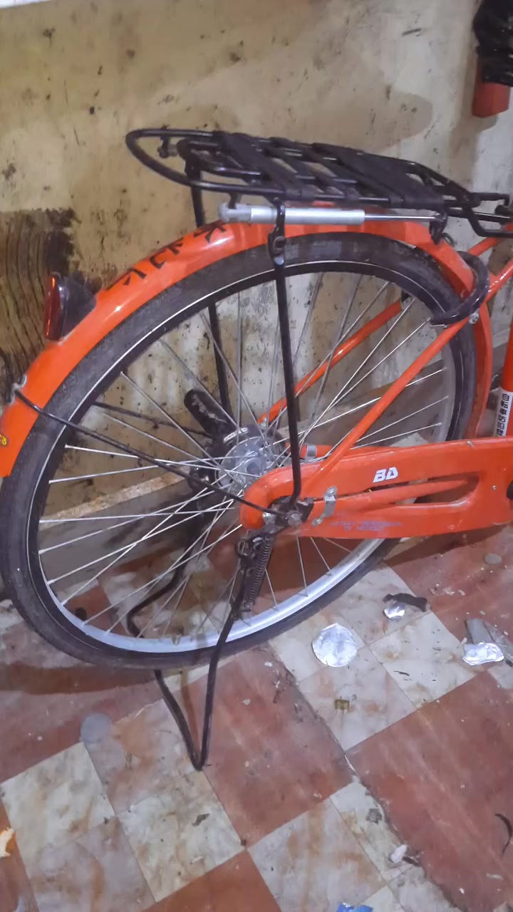 مضموم 22
كامله غراضه
حي الأنصار 
125$
***********
