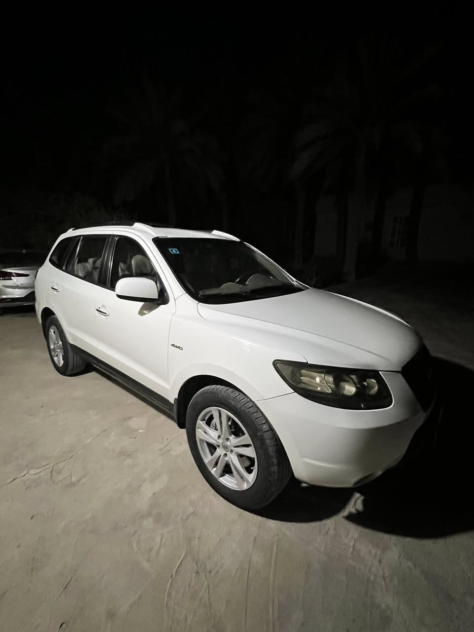 سلام عليكم
سنتافي 2008 خليجي سياره جديده جاهزه من كلشي فول موصفات بيها صبغ قبق جنطه فقط مكينه 6 سلندر 2700 مامفتوحه 7راكب ٣ قطع تبريد رقم بابل دولي 
سعرها 125 وبيها مجال لاتصال***********مكان لسياره كربلاء قرب لامام عون
