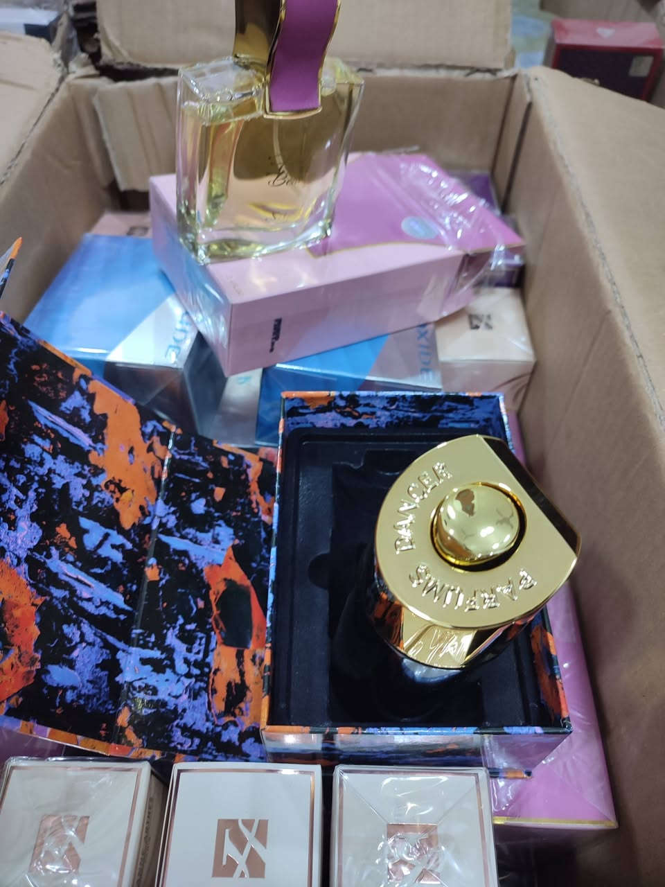 كارتون عطور بالة تصفية مخازن 48 قطعة 95 الف فقط
***********
الحجز والاستفسار خاص او واتس اب
