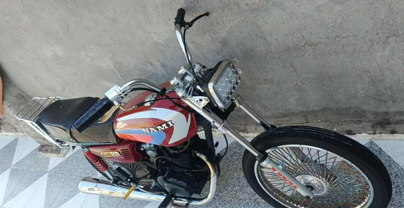 دراجه للبيع او مراوس نامه موديل 21 السعر 350 وبيه مجال المكان حله شوملي


**إذا كنت صاحب هذا الإعلان وتريد حذفه لأي سبب، رجاءا أرسل رسالة إلى الدعم الفني**