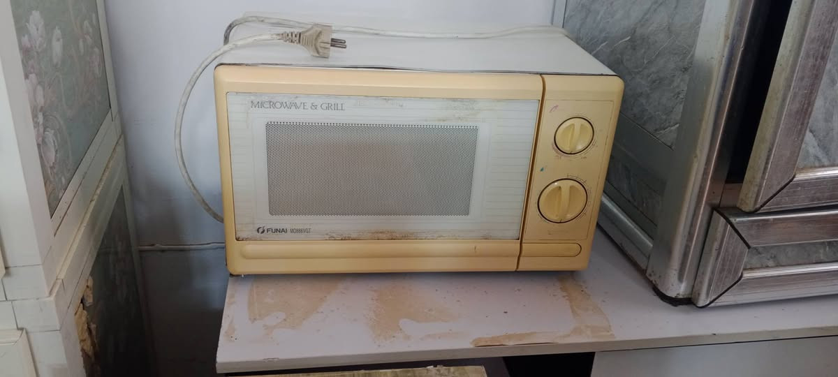 للبيع
للتواصل ***********
