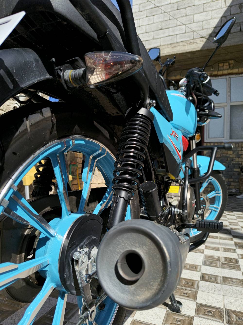 واسط قضاء النعمانيه  
مديل 23 صار شهر من مطلعه من المعرض 
