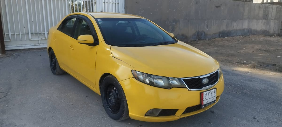 فورتي وارد امريكي2013
كير و مكرك 2400 ✈️✈️ شرط فحص
تبريد 🥶 ثلج
تخم تاير جديد 
شاشه ايباد تحكم ستيرنا
حادثها مال امريكه  جاملغ الخلفي بدون داخل خلاص
مصفر غرمات وهيأة نقل
رقم بغداد تحويل مباشر
مكان السياره بابل المسيب 
*********** / ***********
