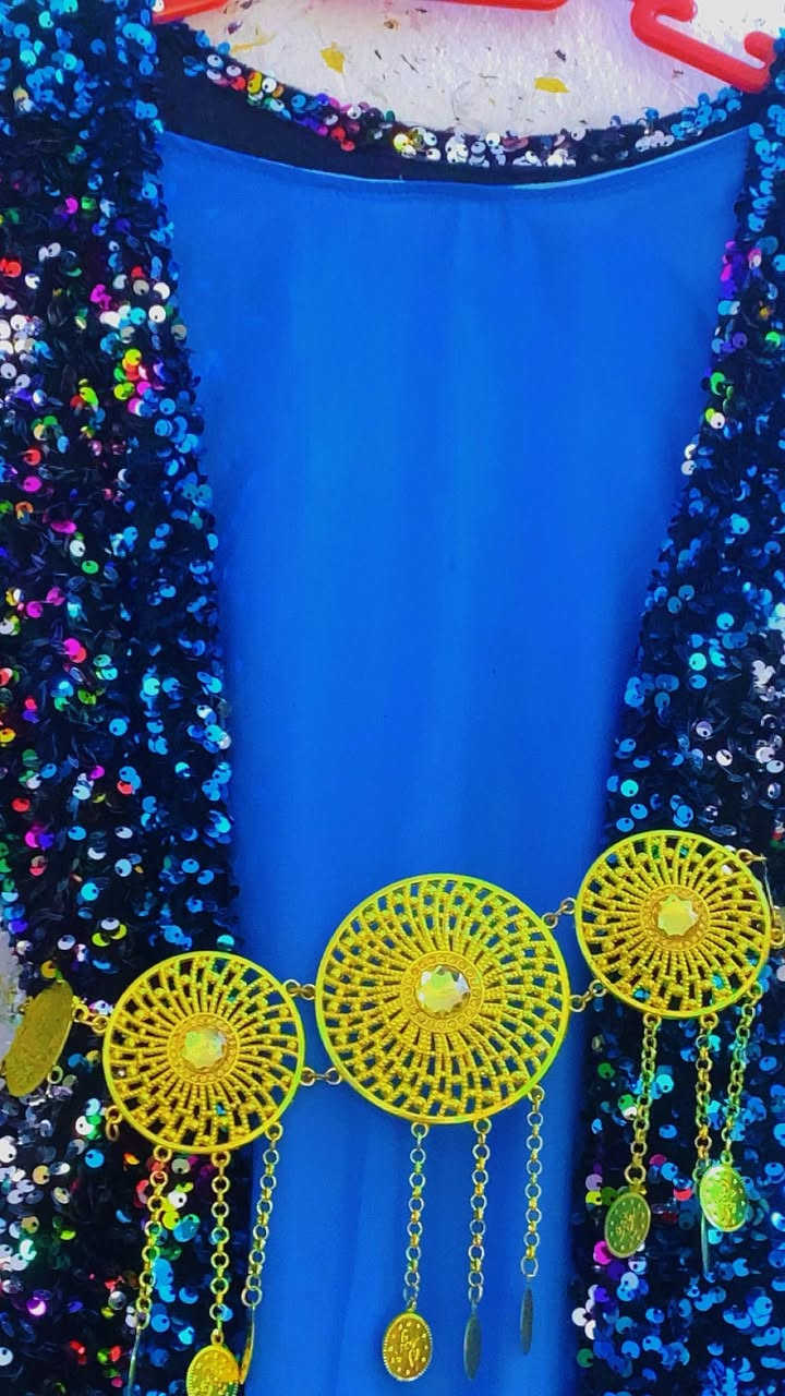 زي كوردي ملبوس مرة واحدة يلبس من وزن 60 الى 90 جديد سويته ب 90 ألف وابيعه بة25 الف قماشه الاصلي ثكيل وكخشه بلبس


**إذا كنت صاحب هذا الإعلان وتريد حذفه لأي سبب، رجاءا أرسل رسالة إلى الدعم الفني**