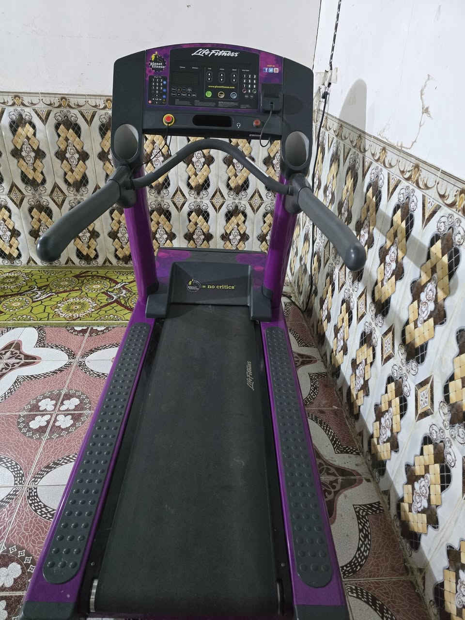 جهاز لايف فتنس استعمال منزل مكان السماوه\سعره١٢٠٠بي مجال قليل / ***********

