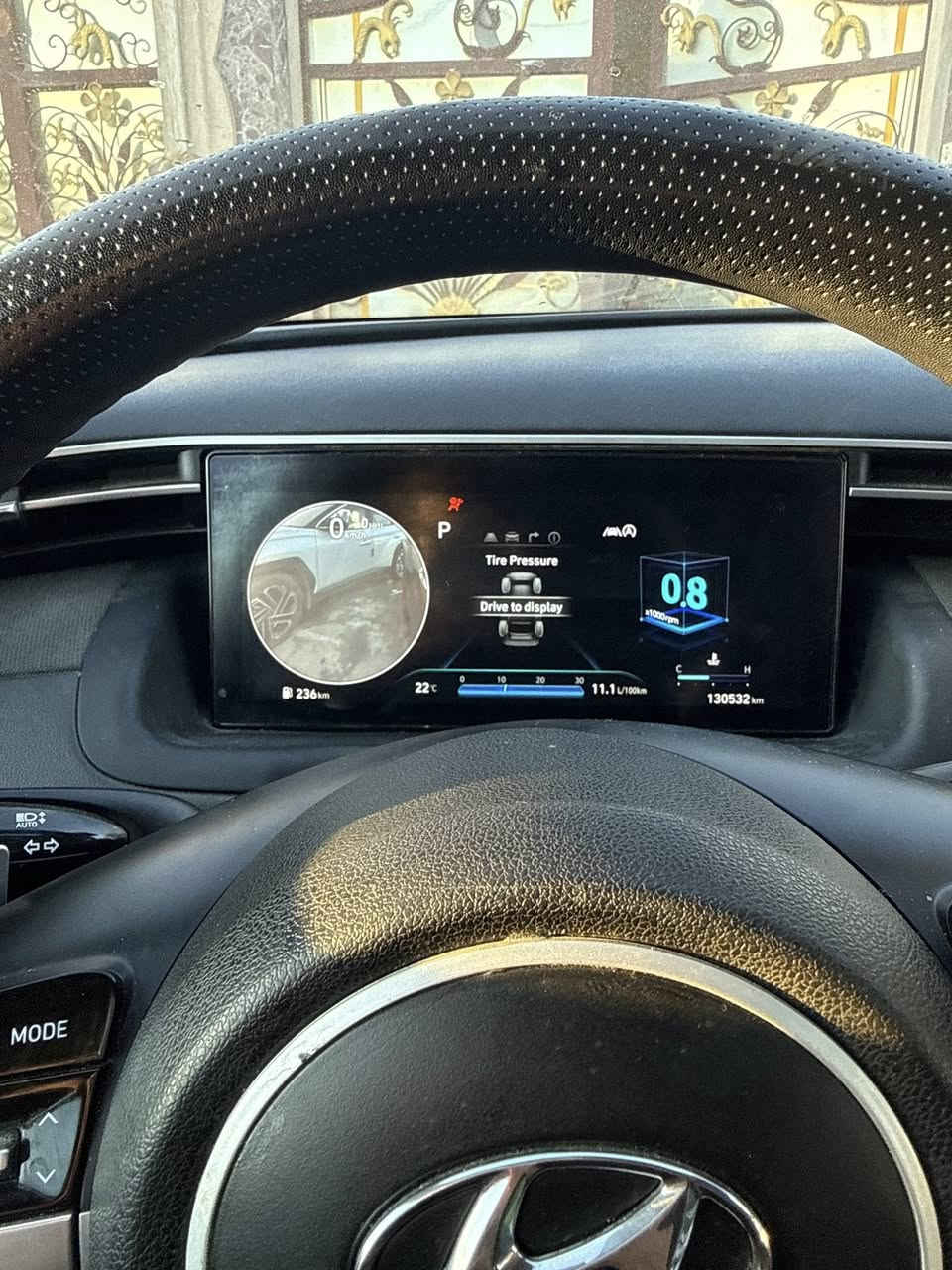 مرحبا توسان 2022 سياره فول 1/1 تتقدم وترجع من بصمه كير دكم الحديث وتشغيل عن بعد كامرات جانبيه 360 درجه مع الاشاره بنوراما مقاعد جلد كهرباء تدفئه ىتبريد بل كشنات  الاماميه وخلفيه خمس وضعيات لسايق رادار وتحديد مسار تدفئه كشنات خلفيه جنطه كهرباء سبير منازل رقم سياره مرتب جديده سياره مكان سياره بغداد *********** سعر 185 بيه مجال بسيط لان سياره فول اعلى فئه بل توسان
