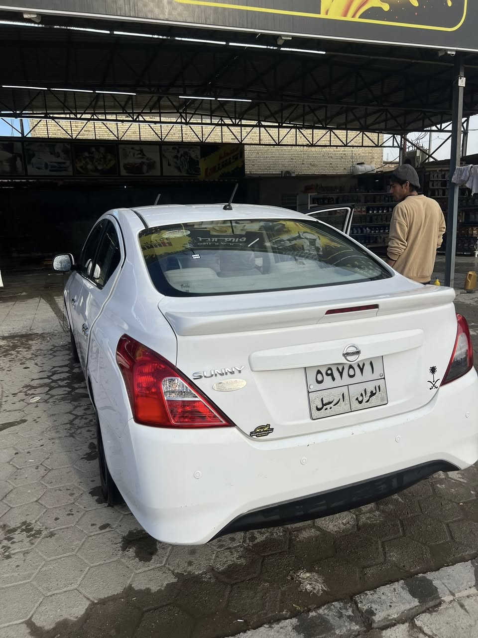 سلام عليكم
نيسان صني للبيع السيارة مكفولة من الضربه والصبغ والفتح 
فقط بارد خفيف واحد السيارة موديل 2020 
مكان السيارة النجف 
رقم صاحب السيارة ***********
