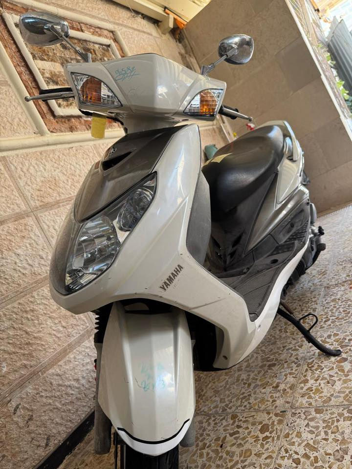 دراجه سكنس للبيع دراجه رمبه ونضيفه كلش ونزل
***********
