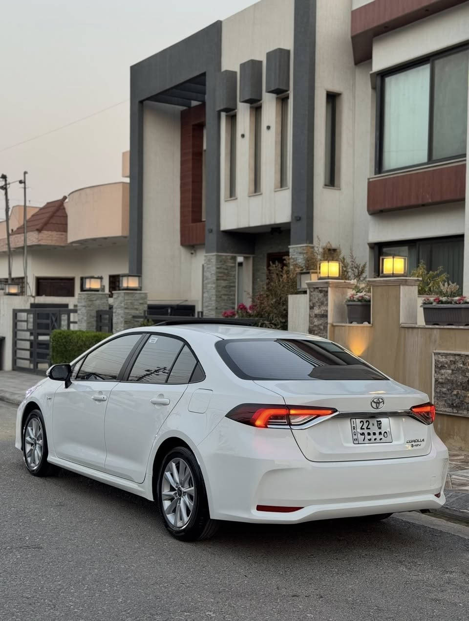 سلام عليكم كورلا هايبرد 2025 زيرووو السياره ماشية الف و نص مرقمه أربيل وفول مواصفات مكان السياره أربيل لتواصل ***********📱
