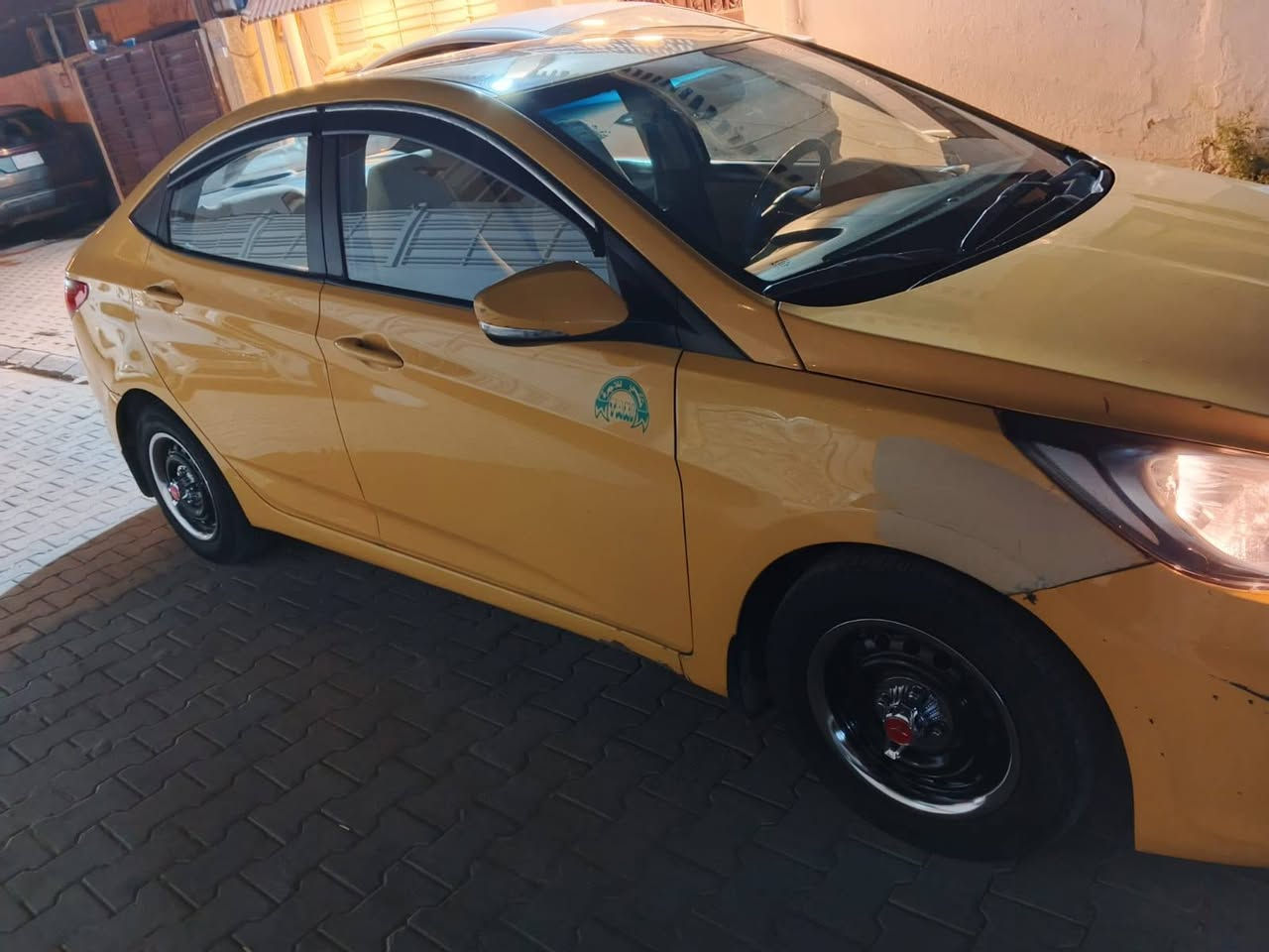 السلام عليكم اكسنت خليجيه 2014 جاهزه مكينه دوش 1600 كير مكينه تبريد صدر خير من الله مابيها لاضربه ولاتبديل فقط هاي اماكن معجون رقم بغداد الماني تحويل ثاني يوم سعرها (78) بغداد الوشاش بلكرخ ***********
