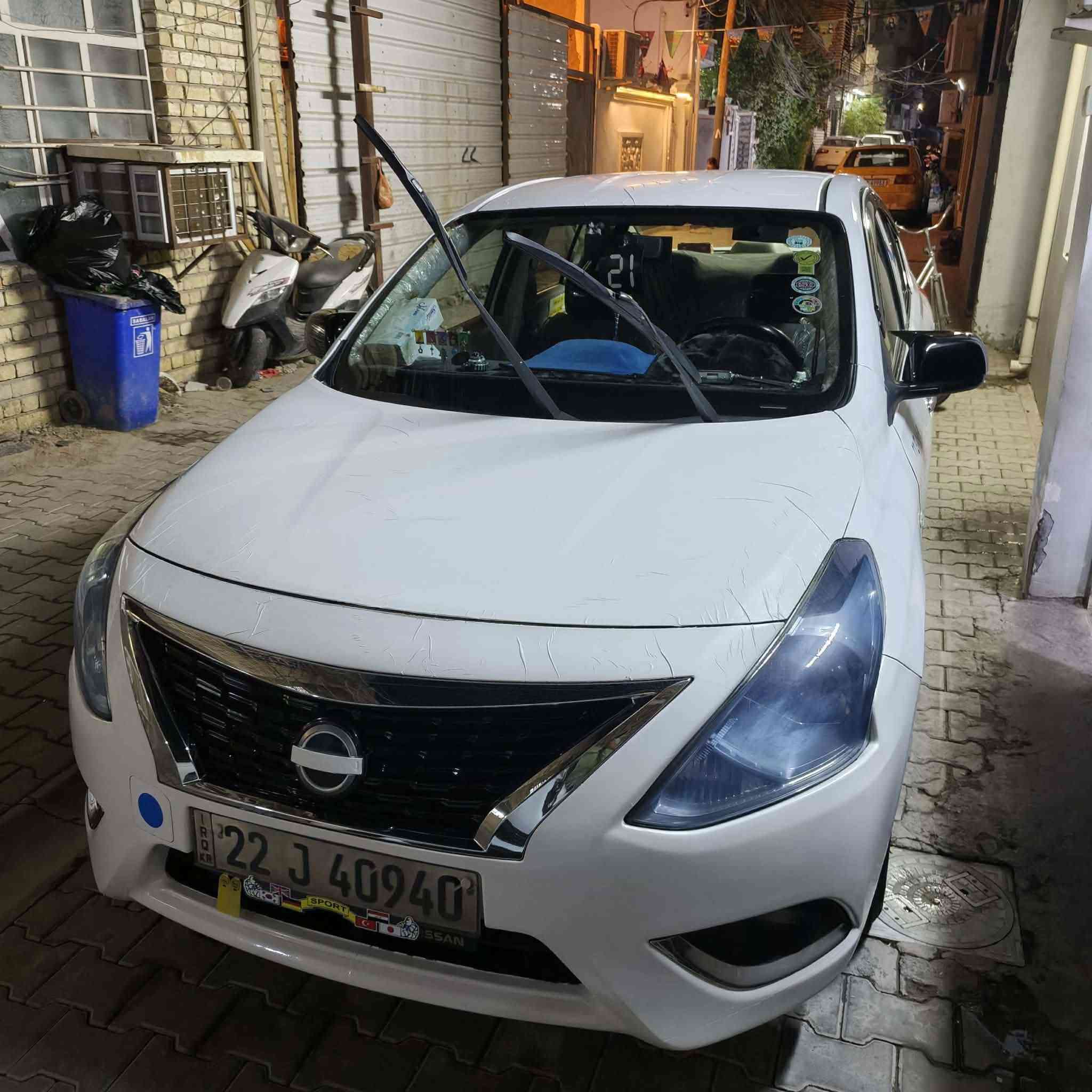 ***********
نيسان سني هندي بليته زركه2019
السعر٩٧
بيها ٣ قطع صبغ، دعاميه خلفيه واماميه أثر فابلون
