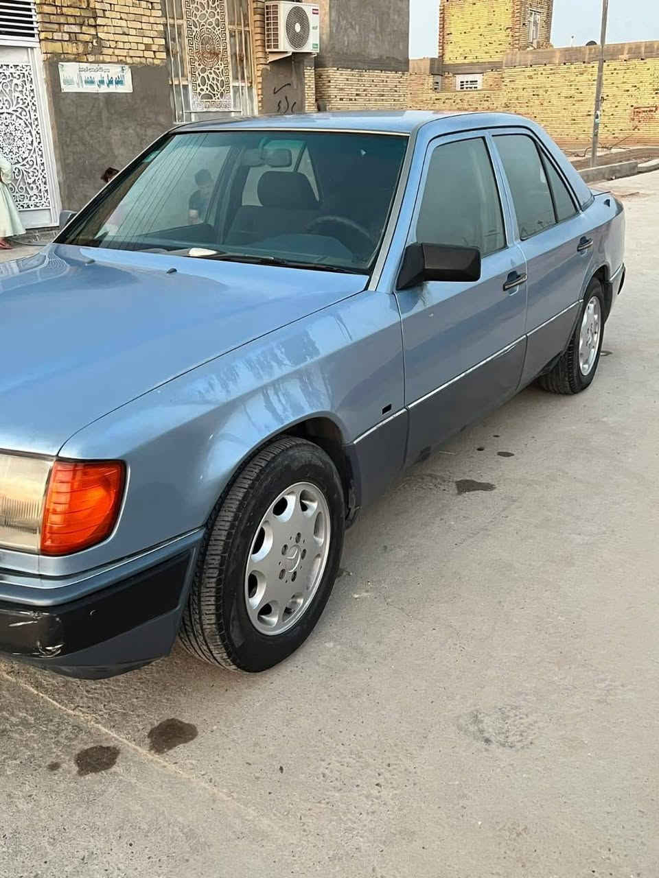 للبيع دب 91 مكفولة 🚗
السيارة مكفولة ما عدا الصبغ الجمالية، محوّرة بطة ومجهزة من حدادية.
التخم والتايرات بحالة جيدة،  تحتاج سوى تبريد وكف سيارة.
السيارة باسمي وبرقم إنكليزي، وجاهزة للفحص والمعاينة.
💰 السعر: 60 ورقة وبيه مجال للجادين.
📍 العنوان: ذي قار - الشطرة.
📞 رقم الهاتف:***********
 ***********
السيارة نظيفة وتستحق المشاهدة، والله يبارك لصاحب النصيب. 🚗✨
