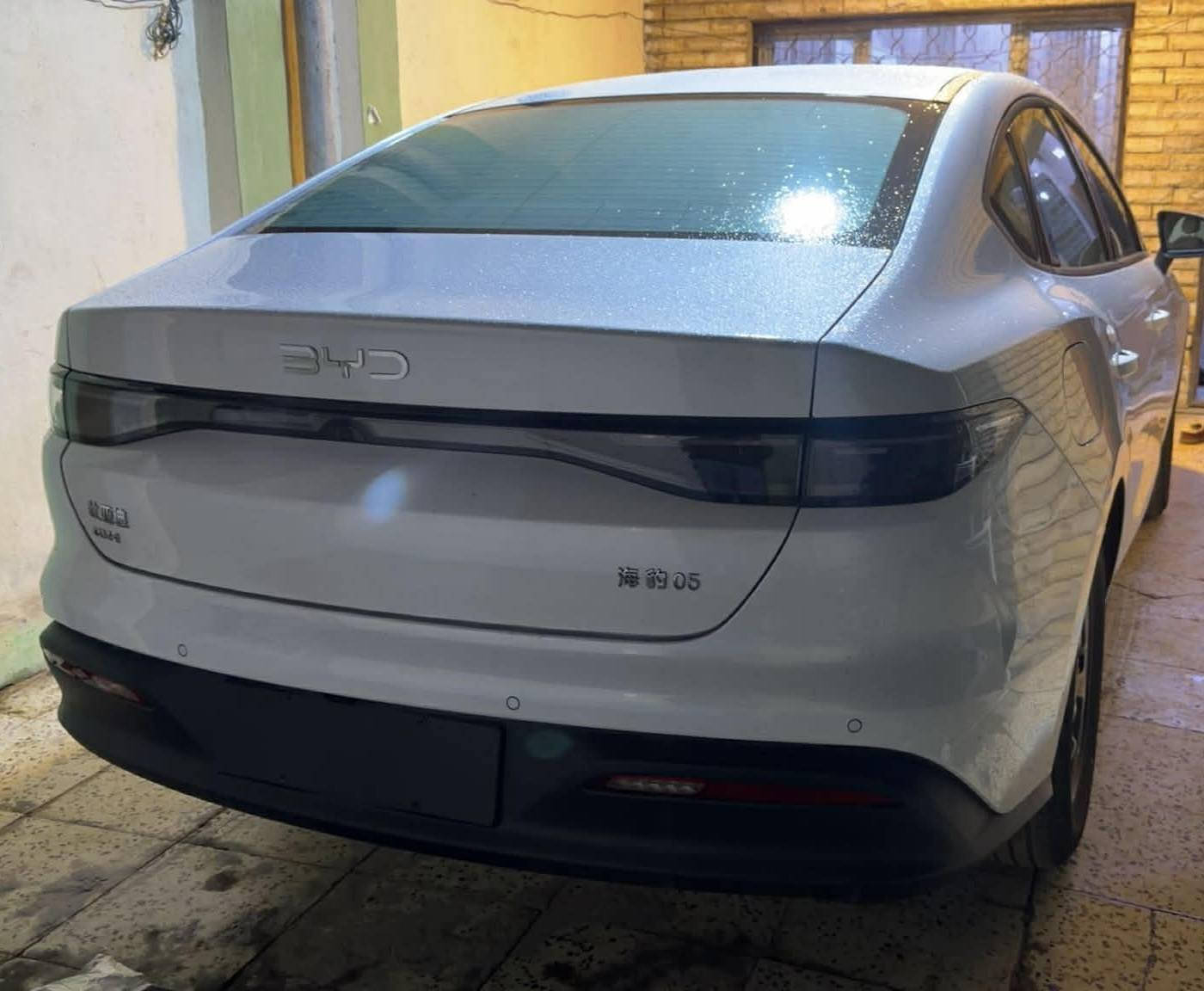 السلام عليكم
بيـع او مــراوس (حسب القناعه)  
BYD _ سـيـل 5 _ 2025 
مـــــرقم بغــداد بأسمي  
مواصفات Seal 5 معـروفه لاتعـد  
السيـاره بحـالـة الشـركـه والزيرو  (ممشى جداً قليل) 
عنواني / بغداد حي الجهاد 
للأستفسار /*********** -متوفر واتساب-
