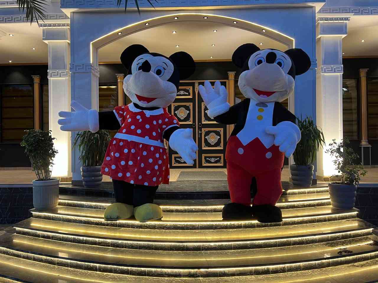 اتصل ونحن بخدمتكم***********
